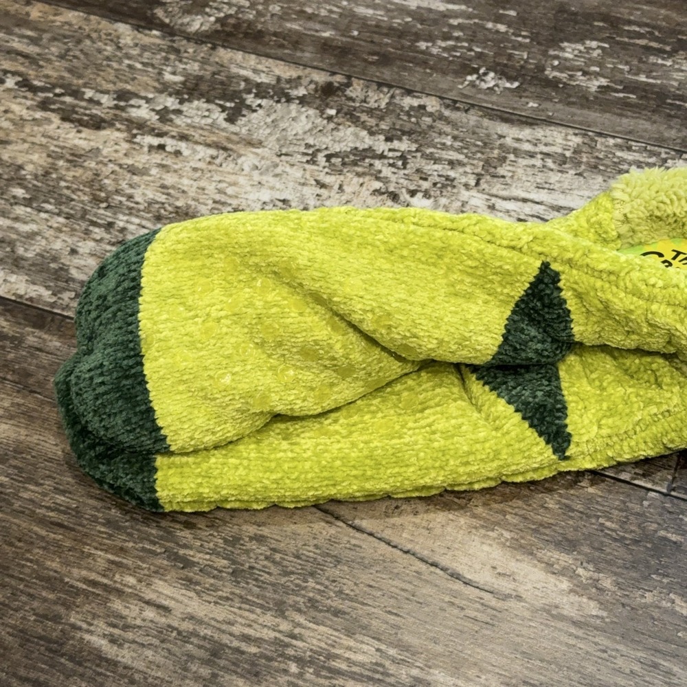 Bioworld Dr Seuss The Grinch Slipper Socks Womens 5-10 Green Fuzzy Non-Slip NEW - Picture 7 of 8
